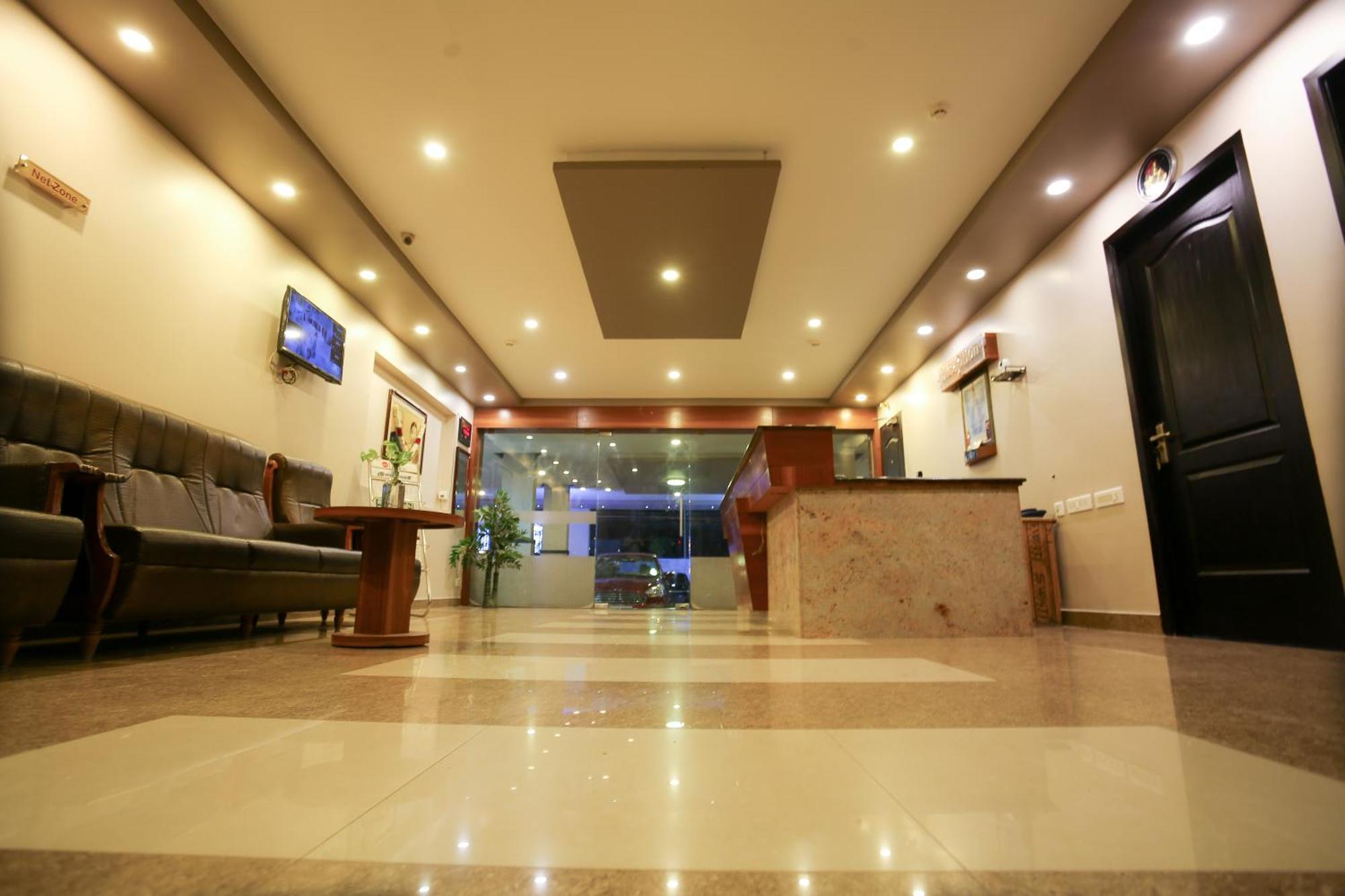 Philomena Hotel & Apartment Thanjavur Exterior photo