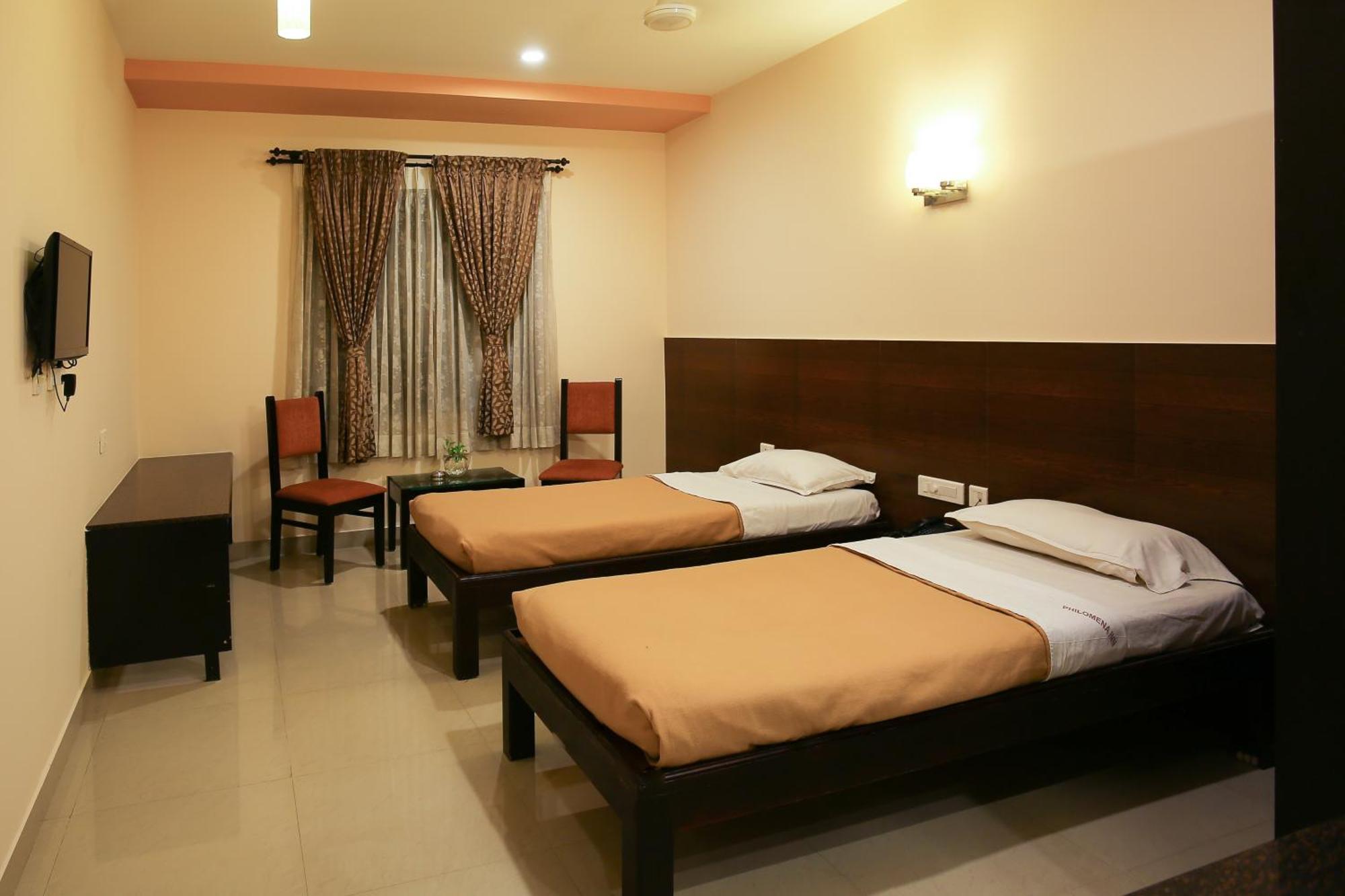 Philomena Hotel & Apartment Thanjavur Exterior photo