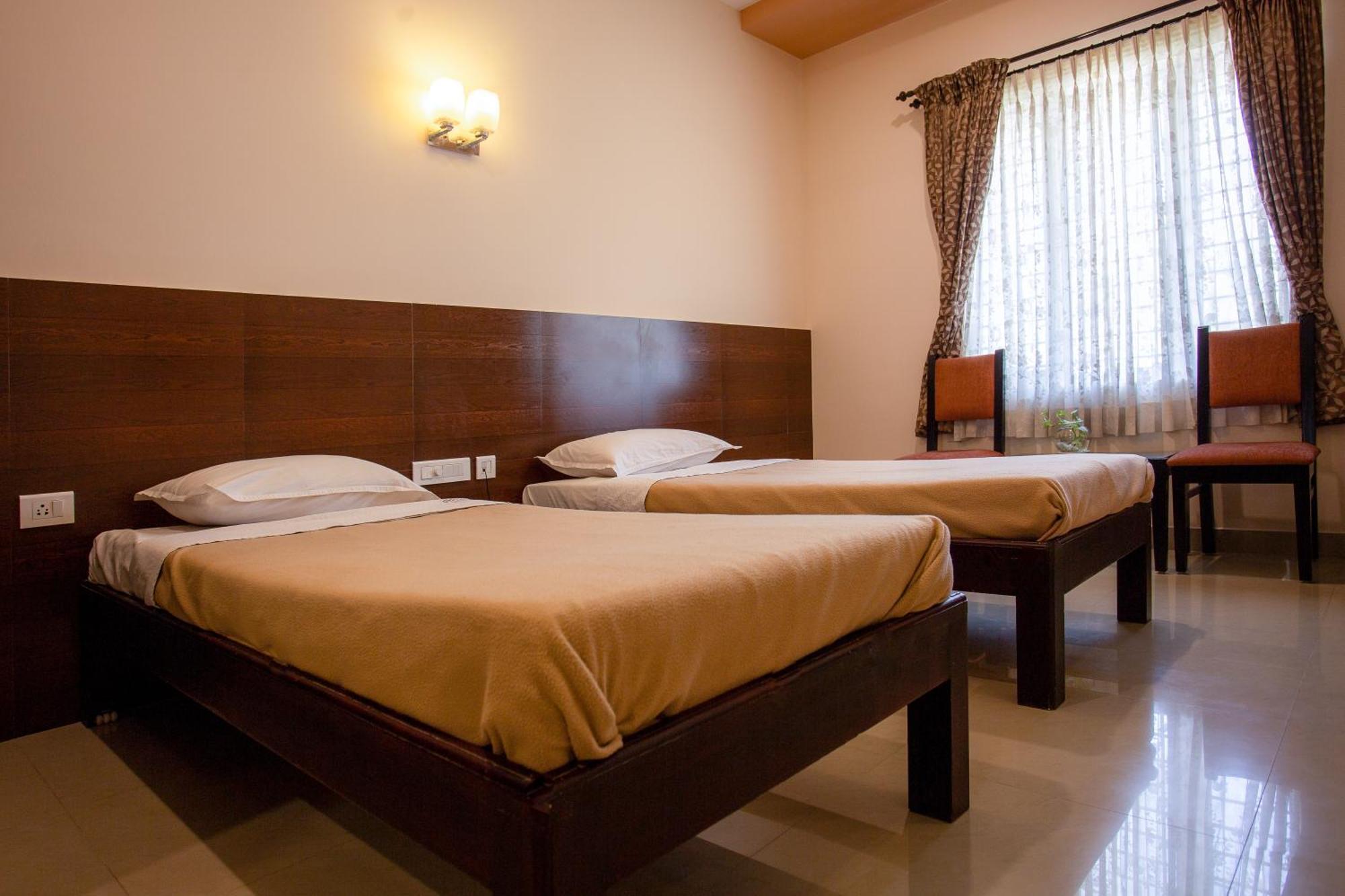 Philomena Hotel & Apartment Thanjavur Exterior photo